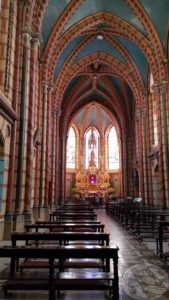 the largest basilica in the americas quito ecuador