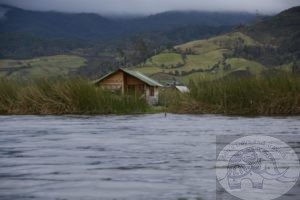 cabin ono the lake in the mountains near Pasto colombia