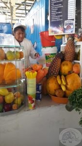 preparing a fruit juice smoothy