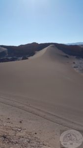 atacama desert stretches to the coast of Chile and further south